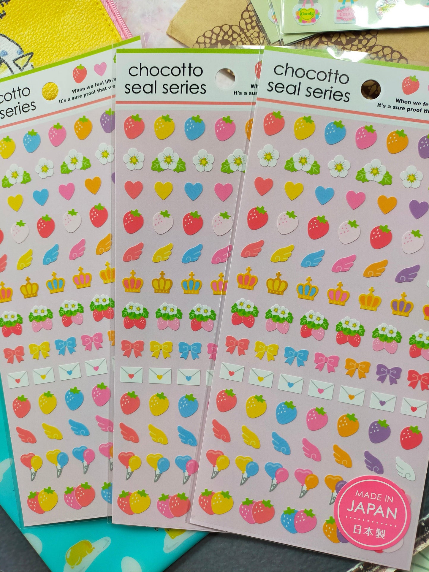 Chocotto Seal Series colors, GAIA_ Red Gift Flower / PINK Strawberry / Yellow Cookies / Green Gummy Candy / Chocolate Mint / Chocolate Cake