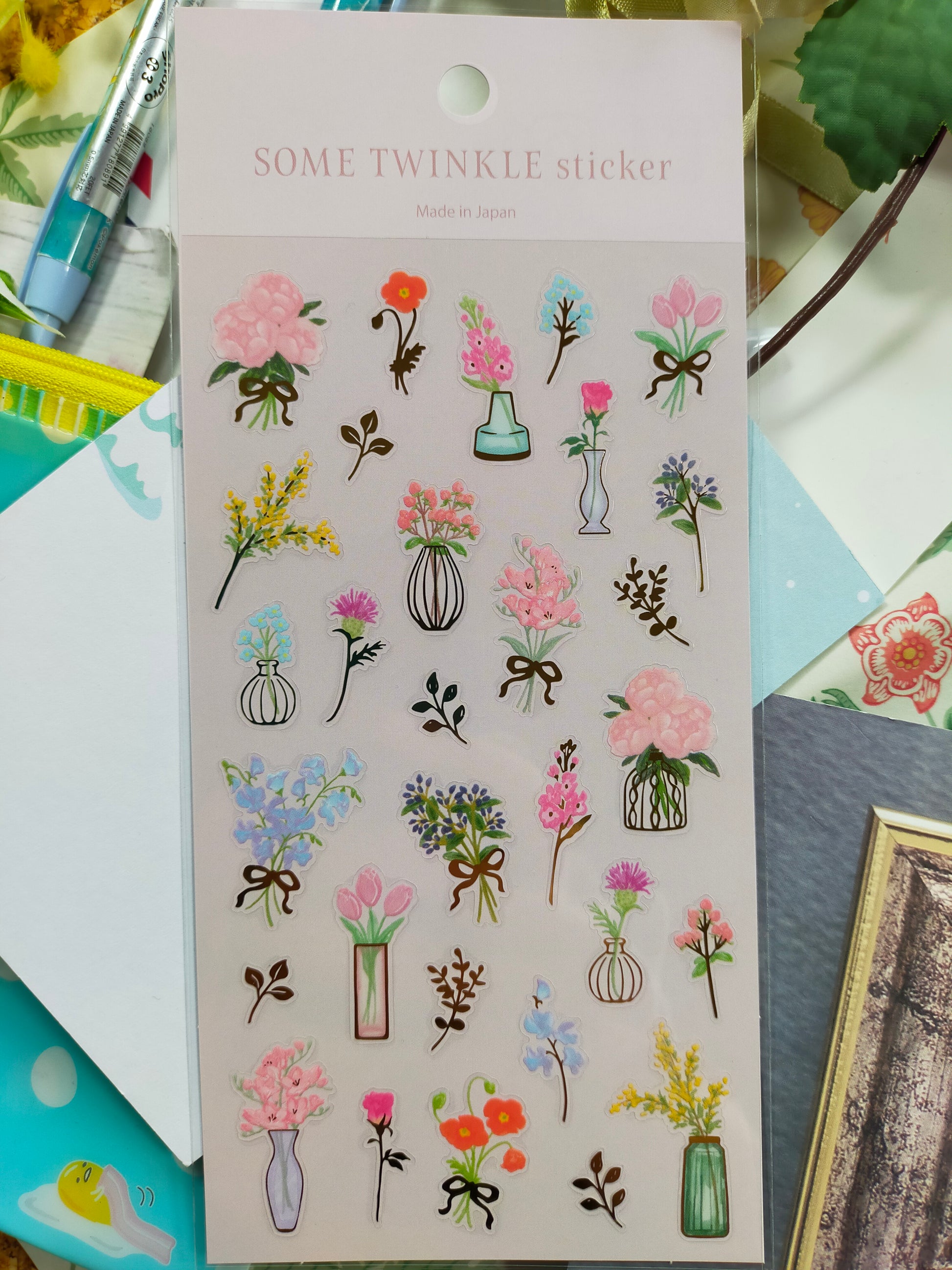 SOME TWINKLE sticker, GAIA_ Flower motifs / Astronomical motifs