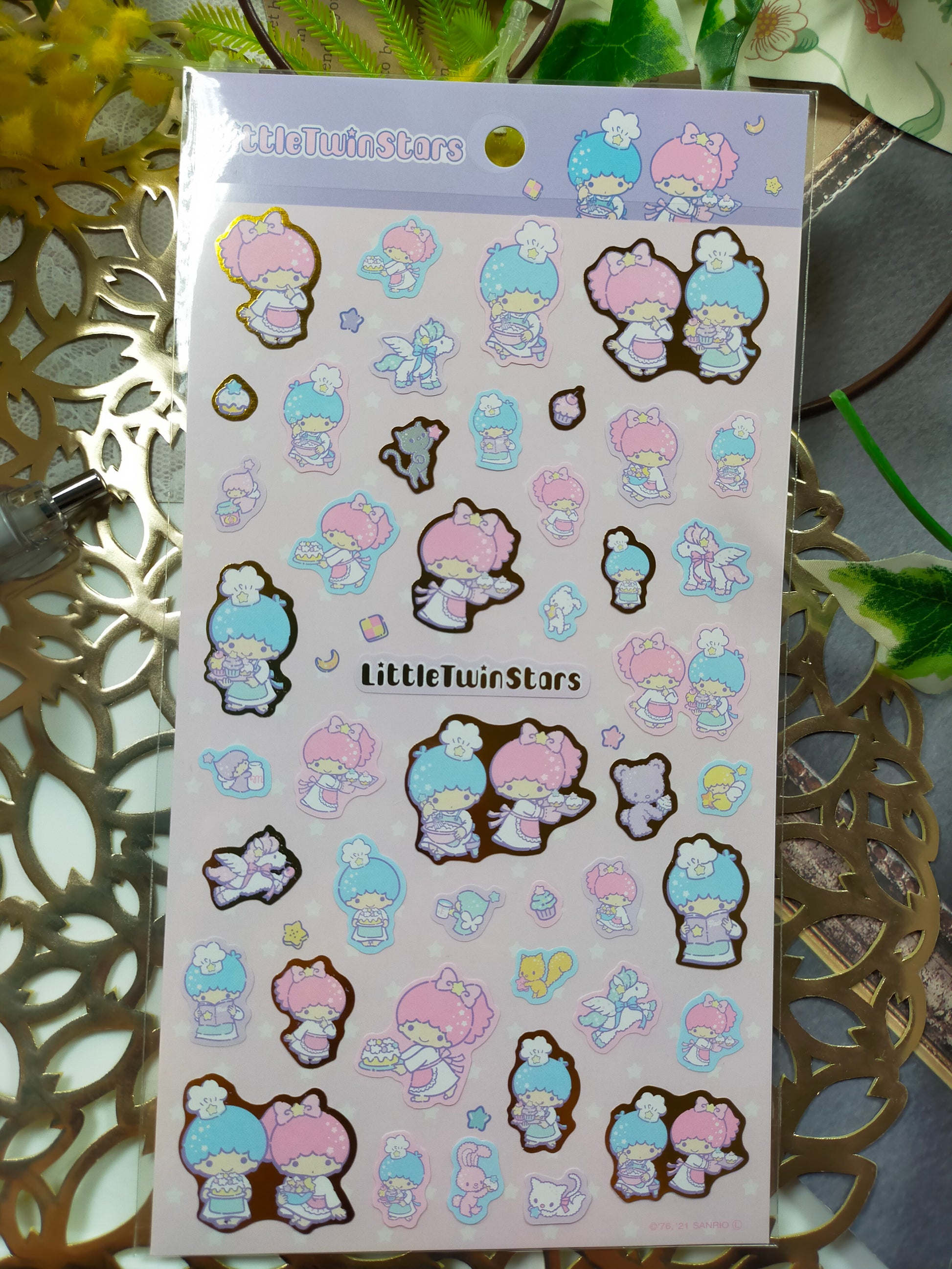 Sanrio characters Big sticker 2021_ Hello Kitty / Little Twin Stars / MY MELODY / POMPOMPURIN / SANRIO CHARACTERS