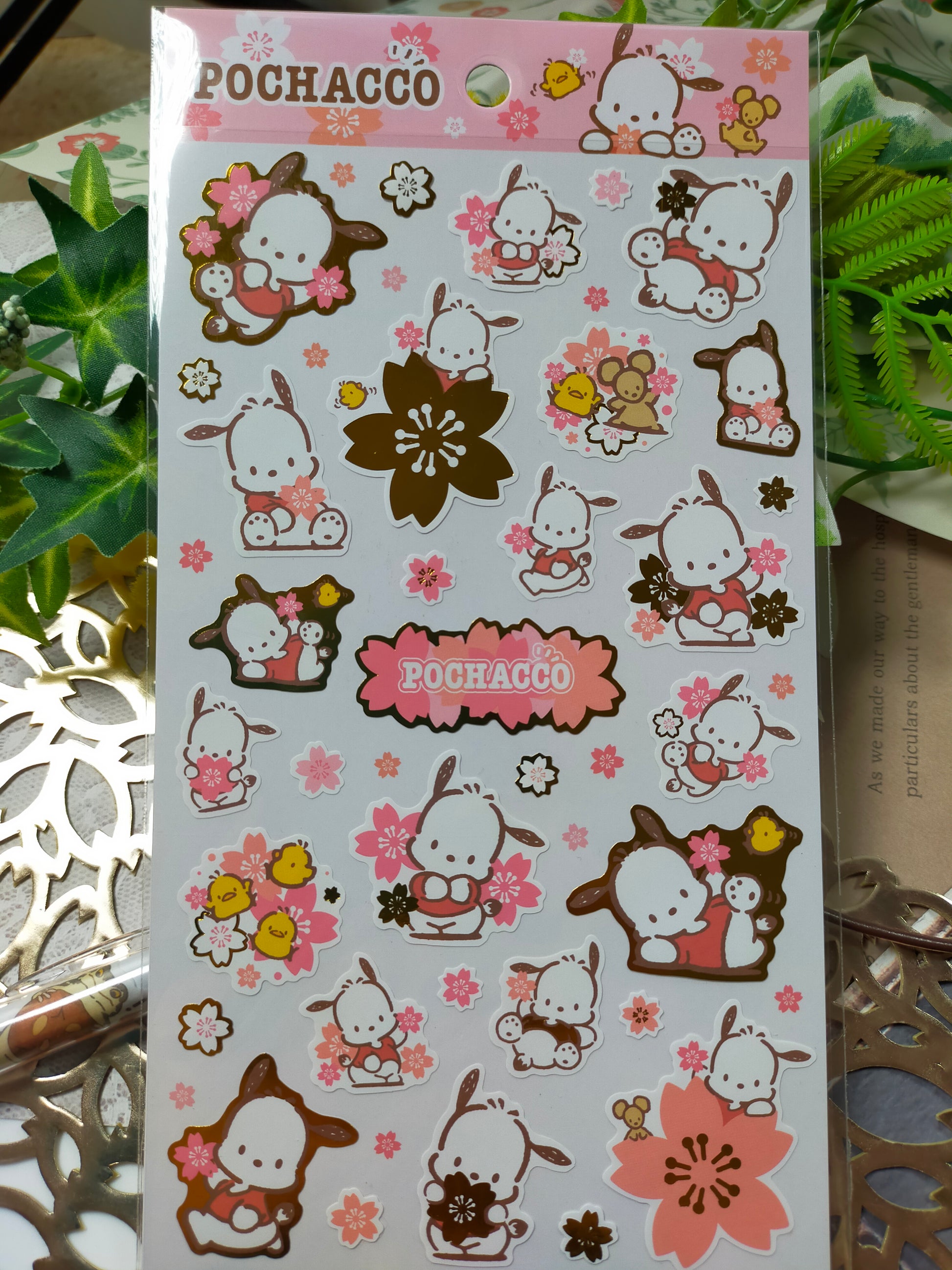Sanrio characters Big sticker 2022 SAKURA _ Hello Kitty / Pochacco / Cinnamoroll / Kuromi / SANRIO CHARACTERS