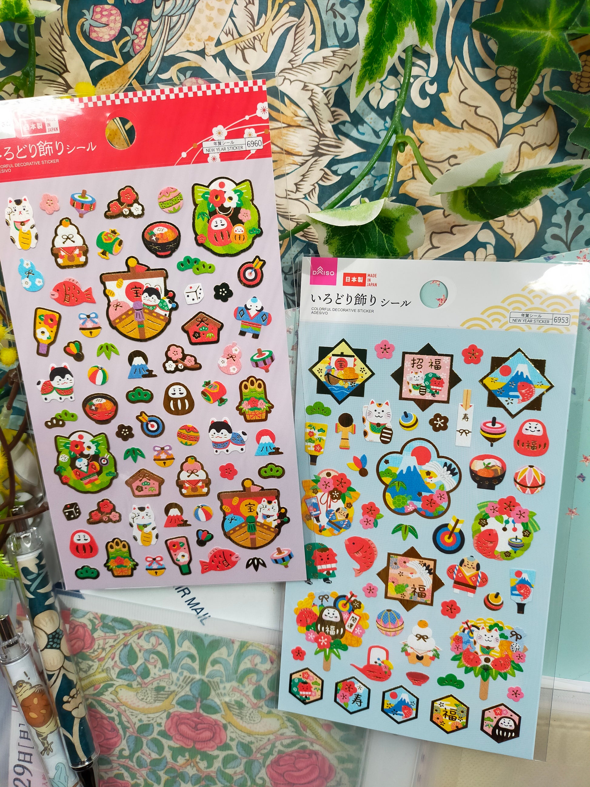 Colored Japanese decorative stickers, daiso_ Treasure Ship / Lucky Charms